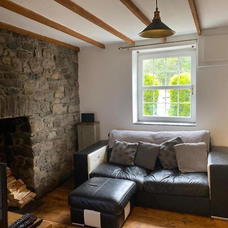 2-Bed Cottage In In Welsh Valley Nr Свонсі Екстер'єр фото